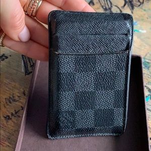 Men’s Louis Vuitton Damier print card holder